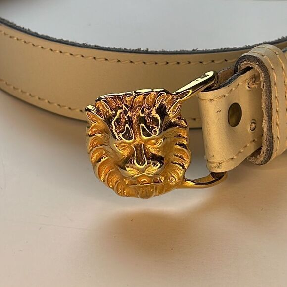 Anne Klein Lion Buckle Belt - Picture 2 of 5